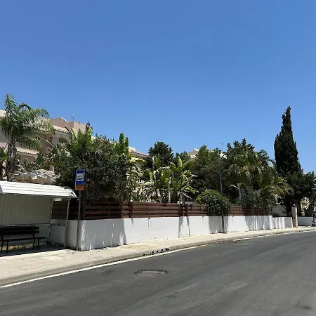 아파트 Majestic Gardens 10 Minutes From Larnaka Airport *