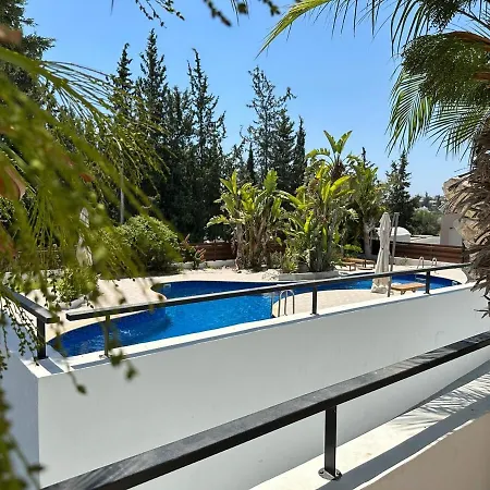 아파트 Majestic Gardens 10 Minutes From Larnaka Airport *