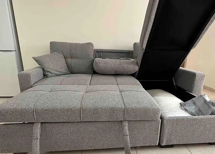 Majestic Gardens 10 Minutes From Airport Tersephanou