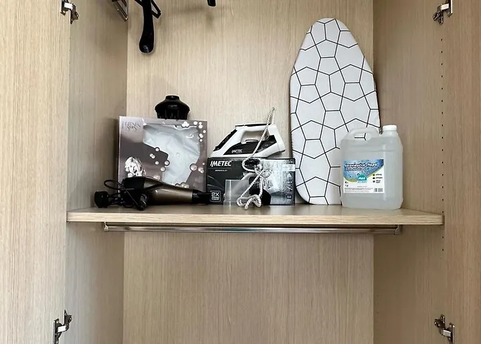 Majestic Gardens 10 Minutes From Airport Tersephanou